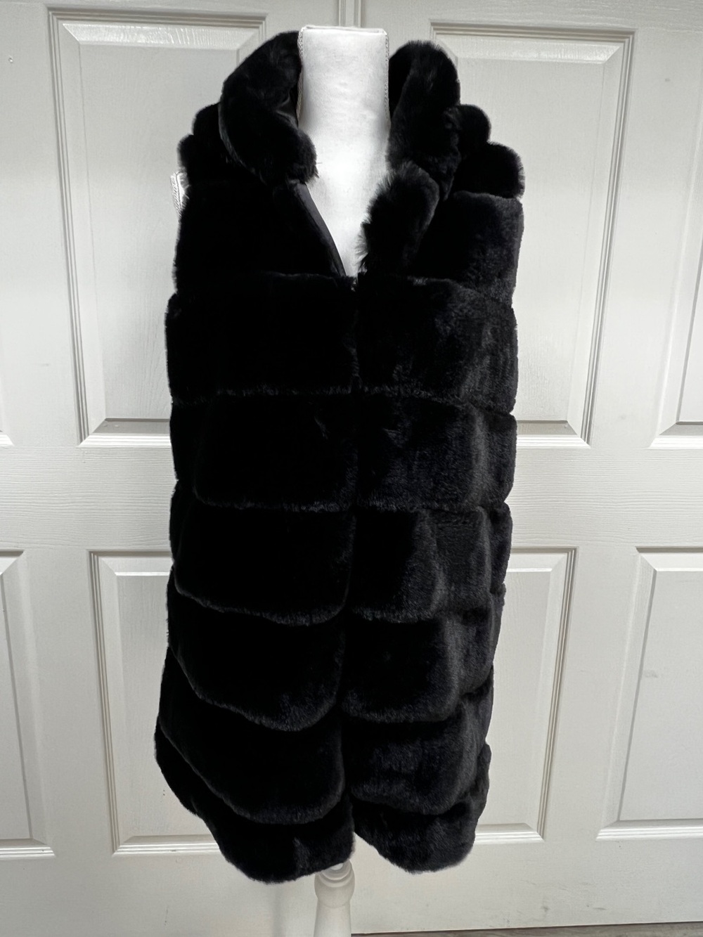 Rachel Zoe Faux Fur Vest Black Size S/M NWT